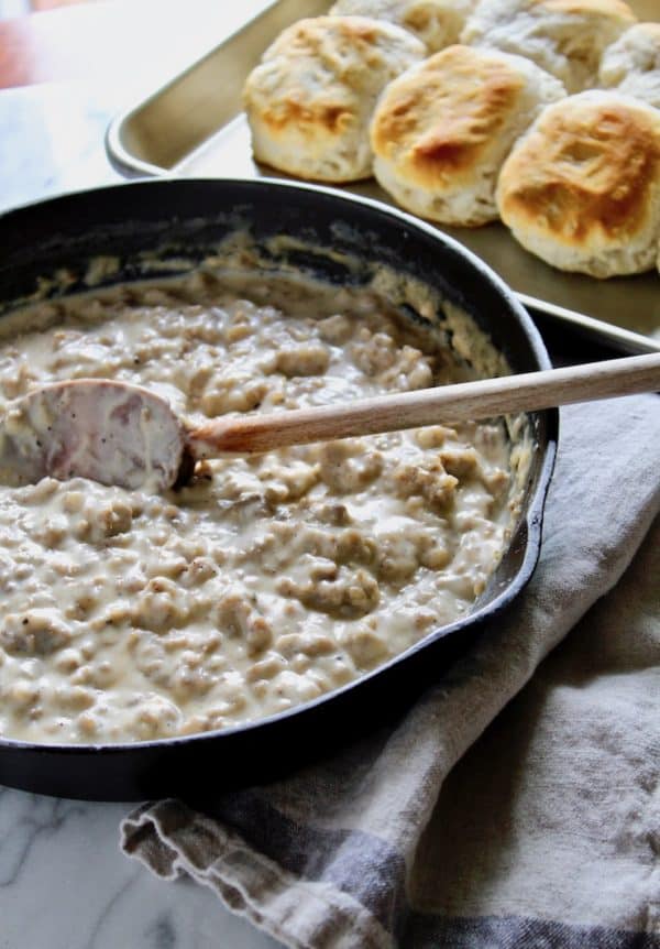 Easy Homemade Sausage Gravy and Biscuits Recipe