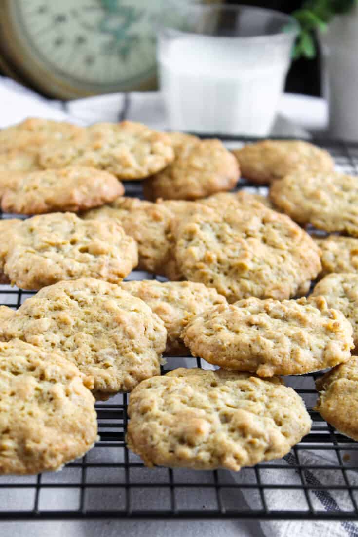 Old Fashioned Oatmeal Cookies Recipe