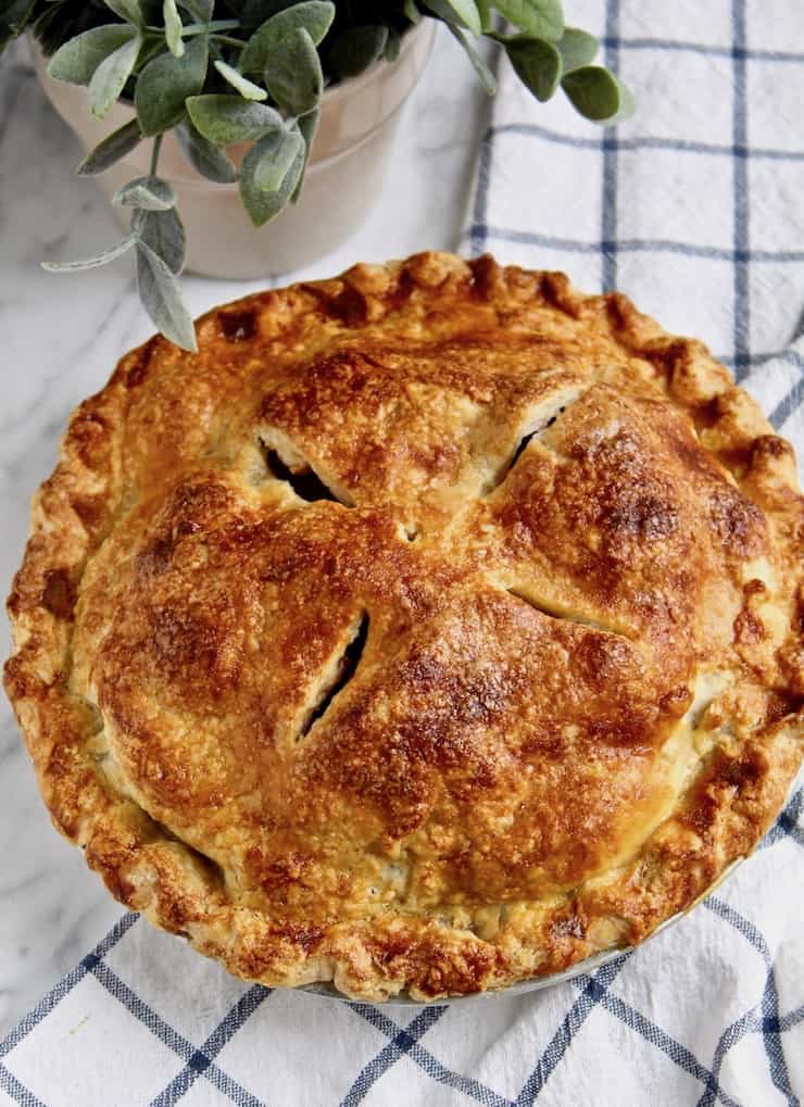 Apple Pie, overhead photo of finished pie