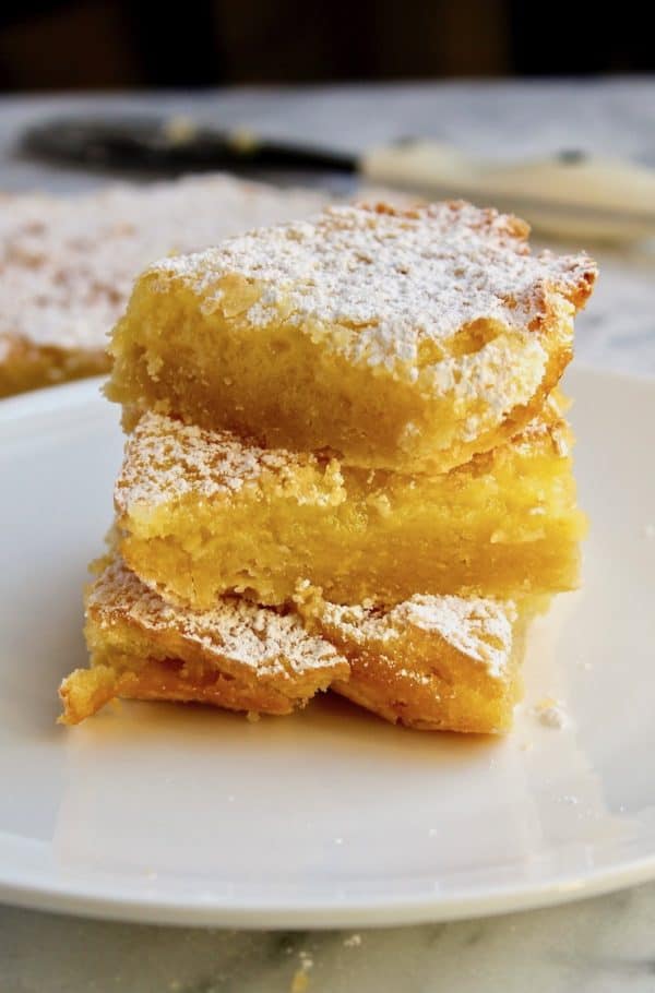 Lemon Squares Recipe {luscious lemon dessert bars}