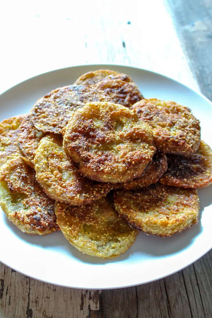 Southern Fried Green Tomatoes Recipe The Hungry Bluebird