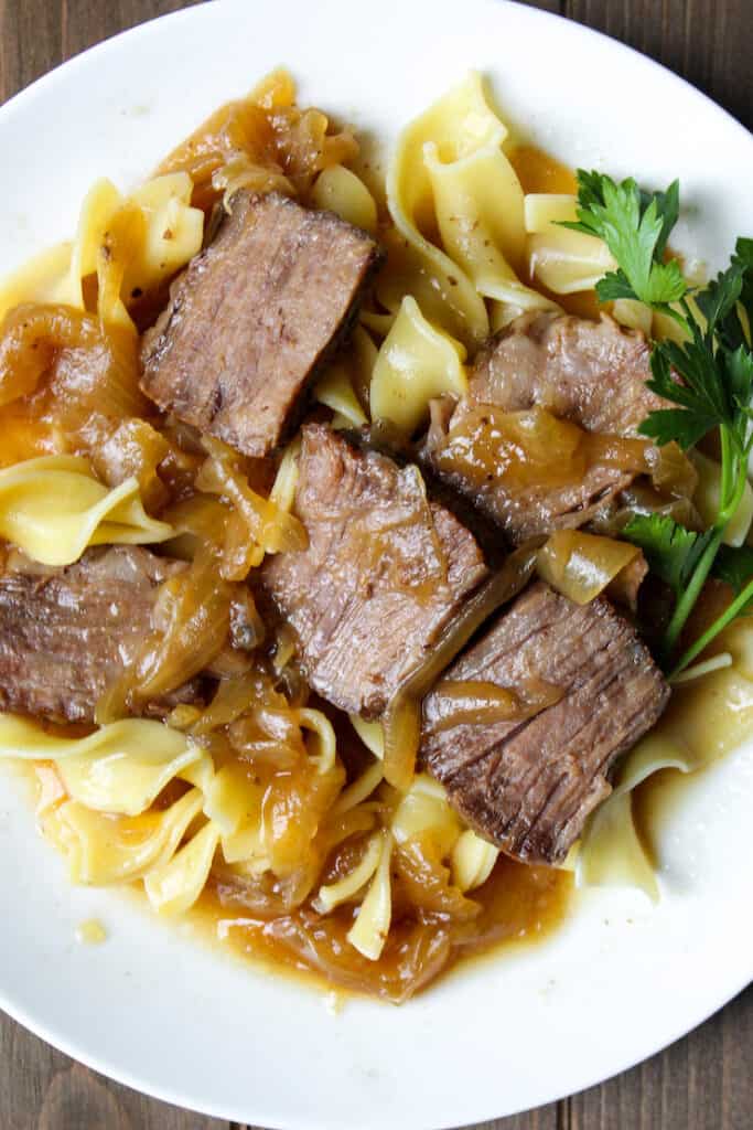 Beer-Braised Beef and Onions {Beef Carbonnade} - The Hungry Bluebird