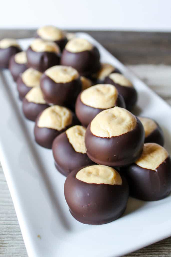 Classic Peanut Butter Buckeyes Recipe The Hungry Bluebird