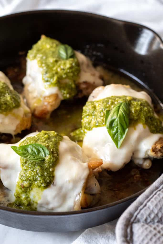 Skillet Pesto Mozzarella Chicken The Hungry Bluebird