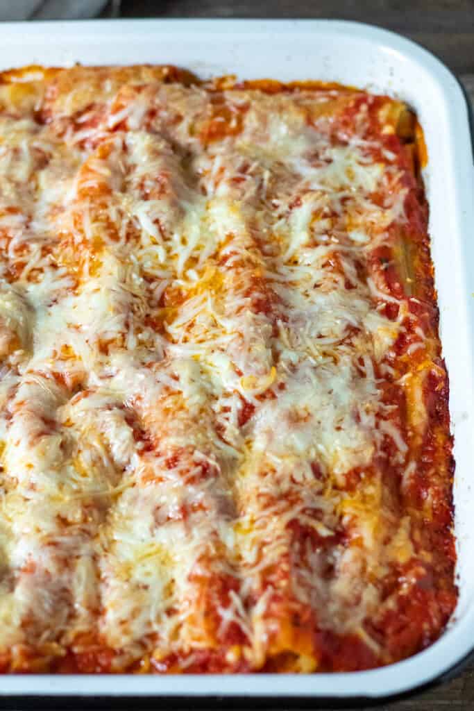 Cheesy Ground Beef Manicotti - The Hungry Bluebird