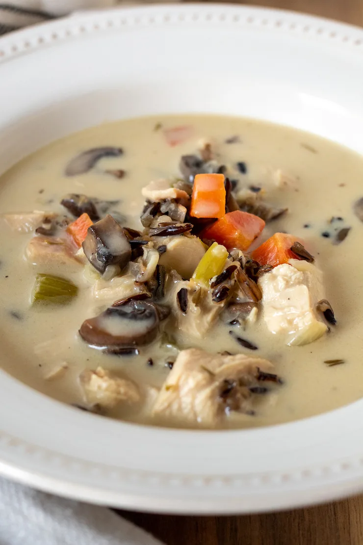 Creamy Chicken Wild Rice Soup - Vikalinka